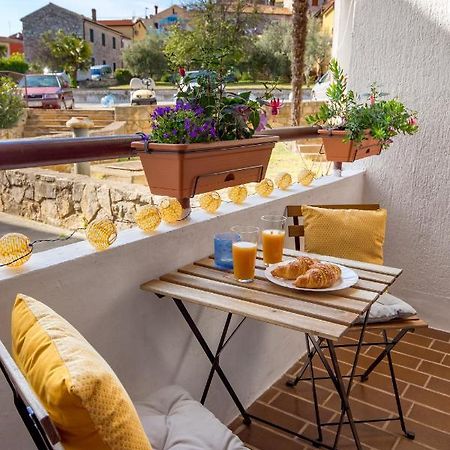 Apartment Papalina Vrsar Exterior photo